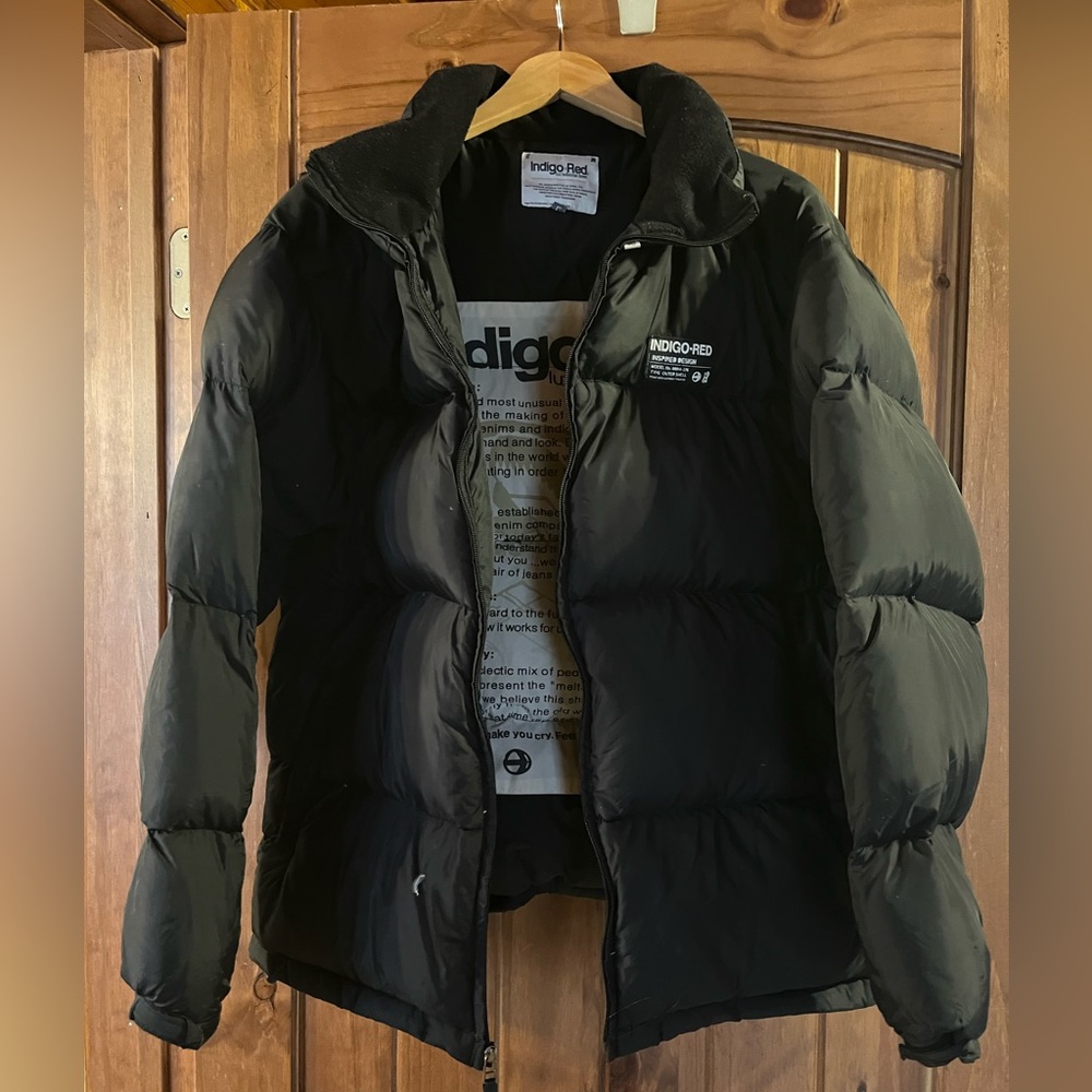 Indigo Red XL black puffer coat!